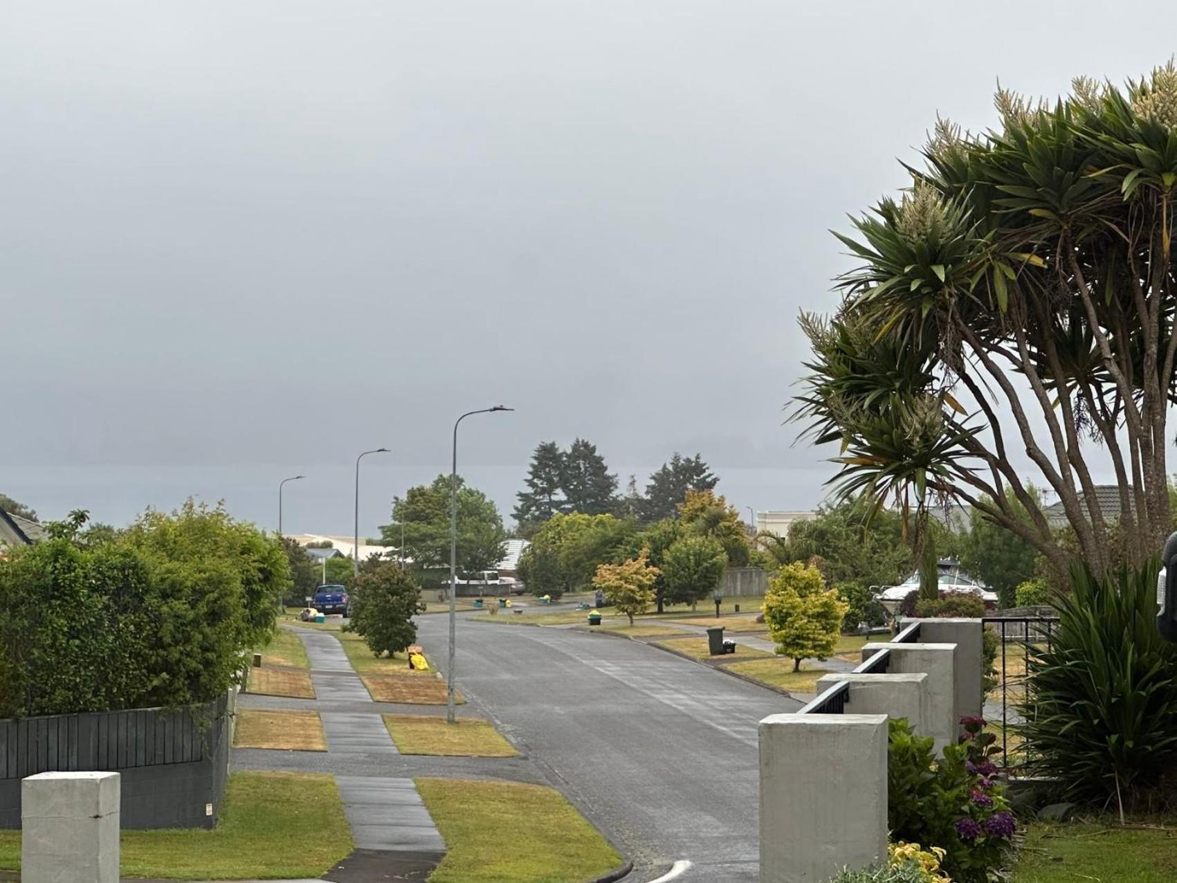 Beautiful Lakeview Apartment Taupo Exterior foto
