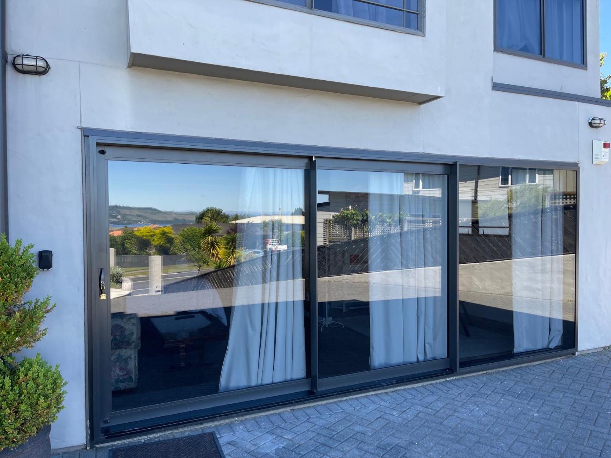 Beautiful Lakeview Apartment Taupo Exterior foto