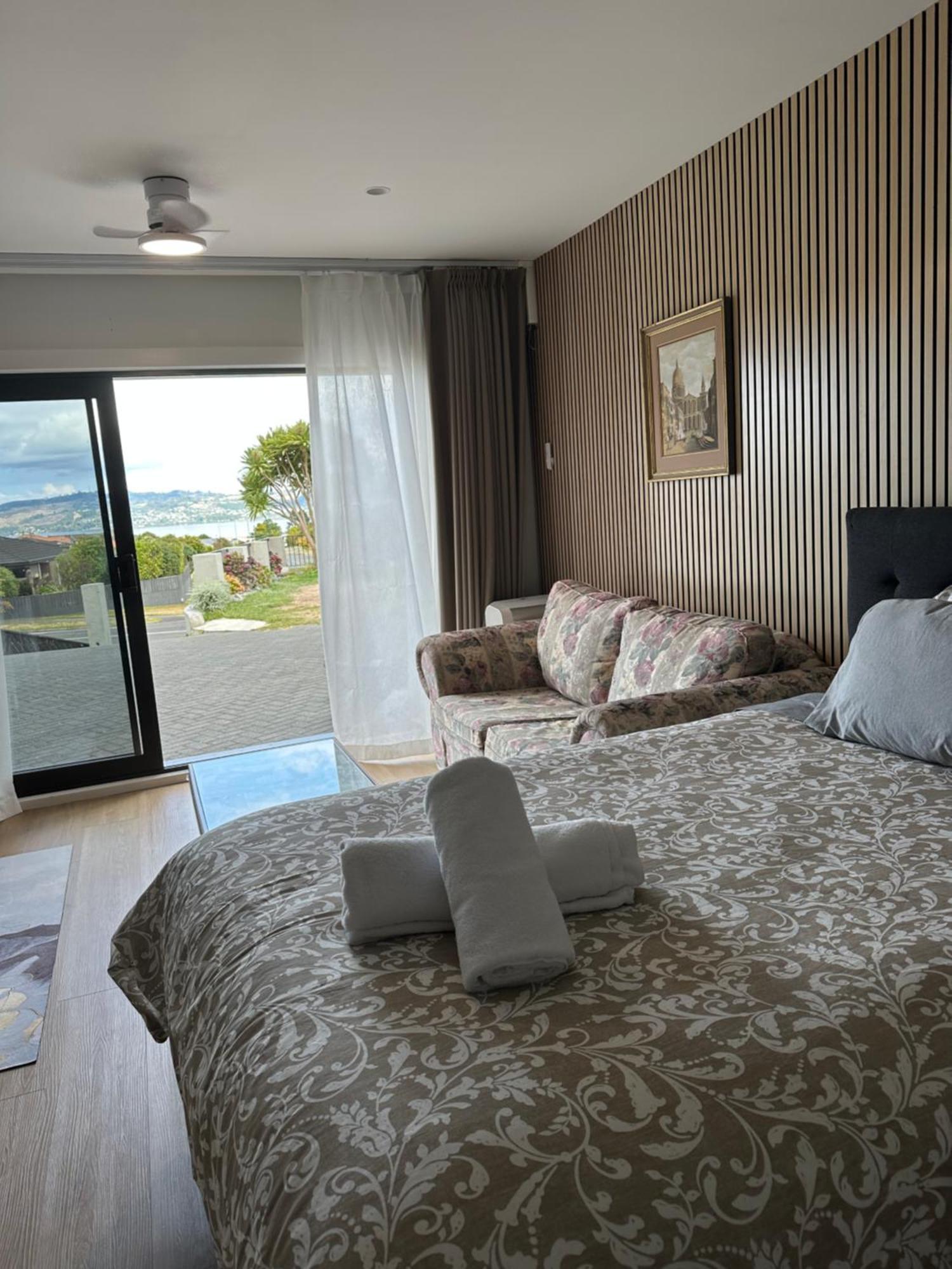 Beautiful Lakeview Apartment Taupo Exterior foto
