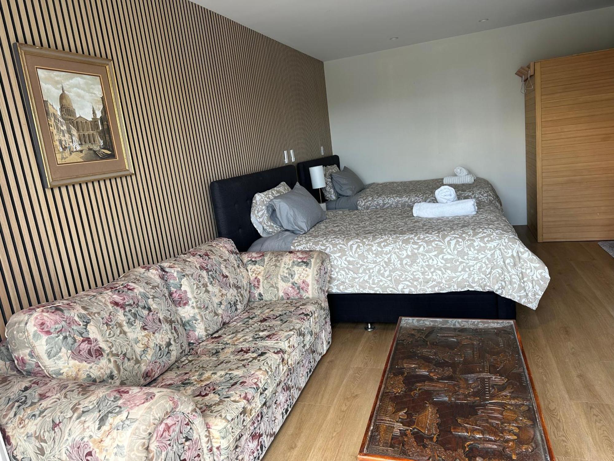 Beautiful Lakeview Apartment Taupo Exterior foto